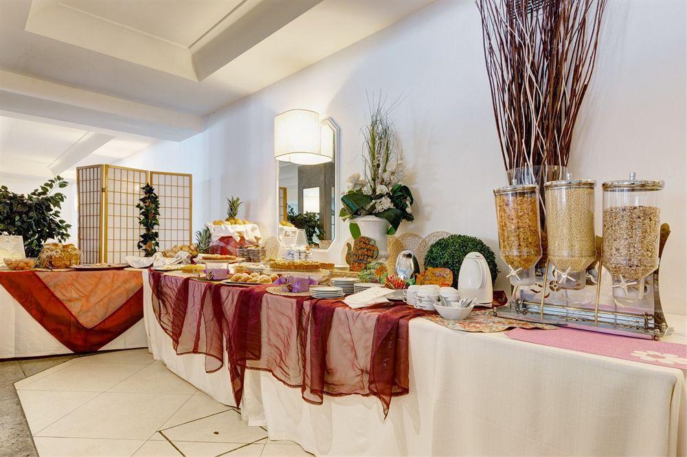 Aris Garden Hotel Casal Palocco Exterior photo