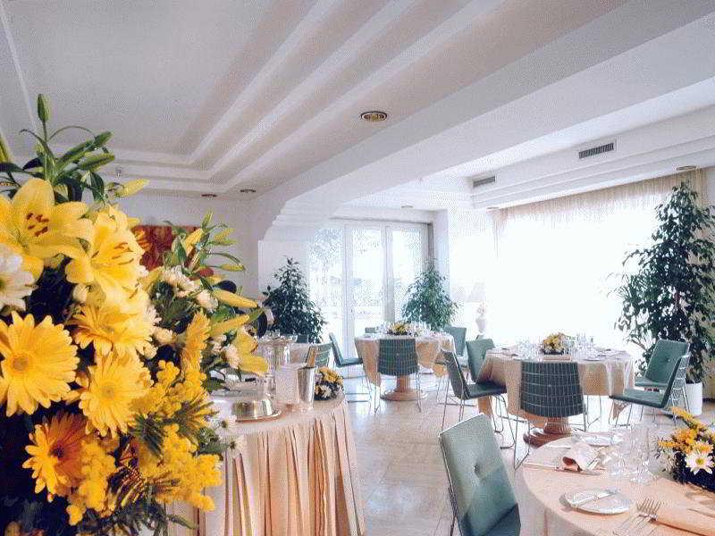 Aris Garden Hotel Casal Palocco Restaurant photo