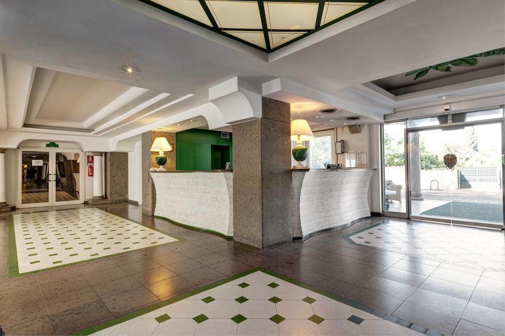 Aris Garden Hotel Casal Palocco Exterior photo