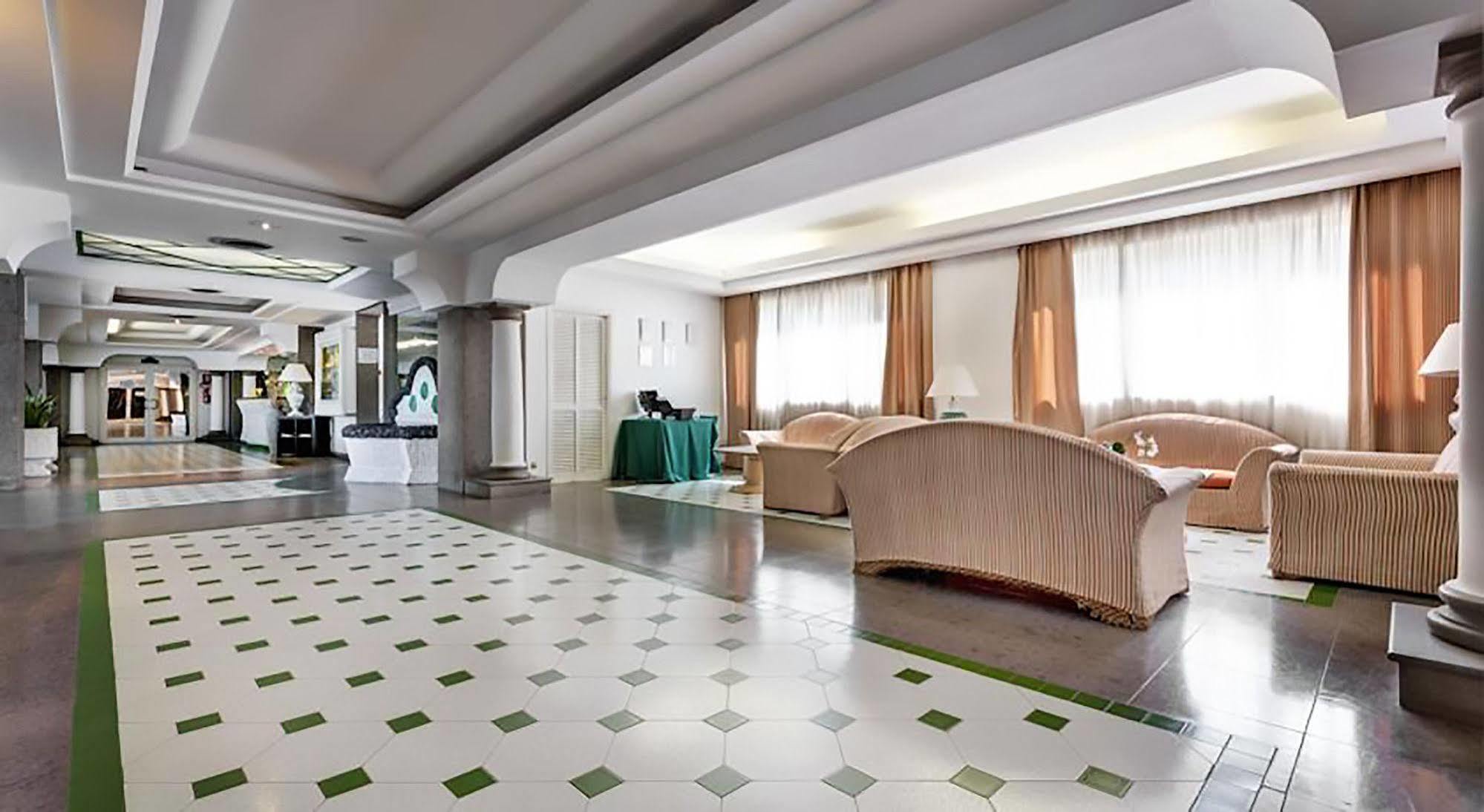 Aris Garden Hotel Casal Palocco Exterior photo