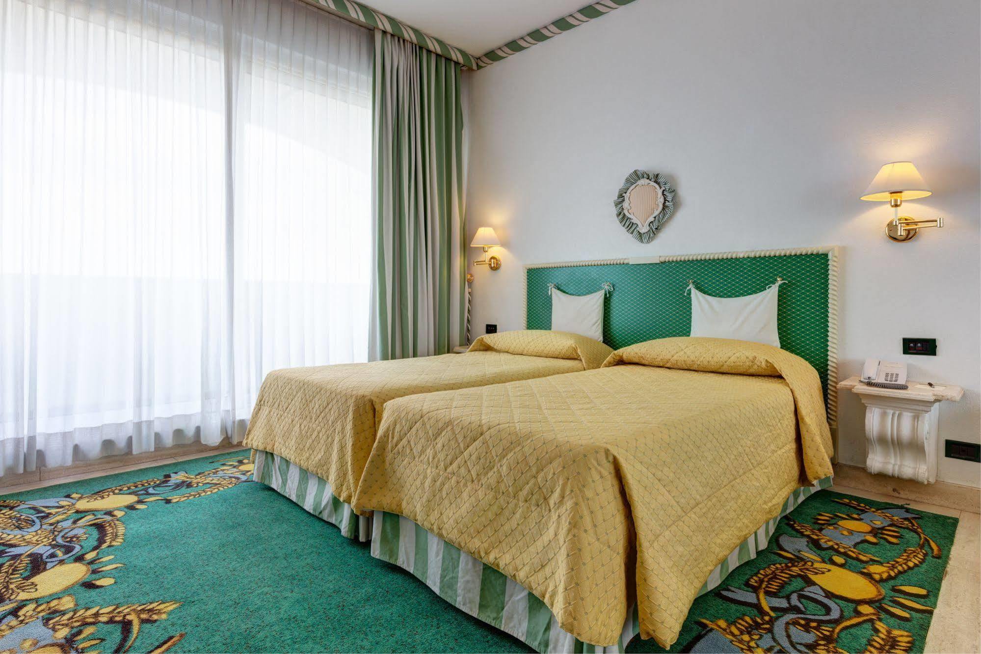 Aris Garden Hotel Casal Palocco Exterior photo