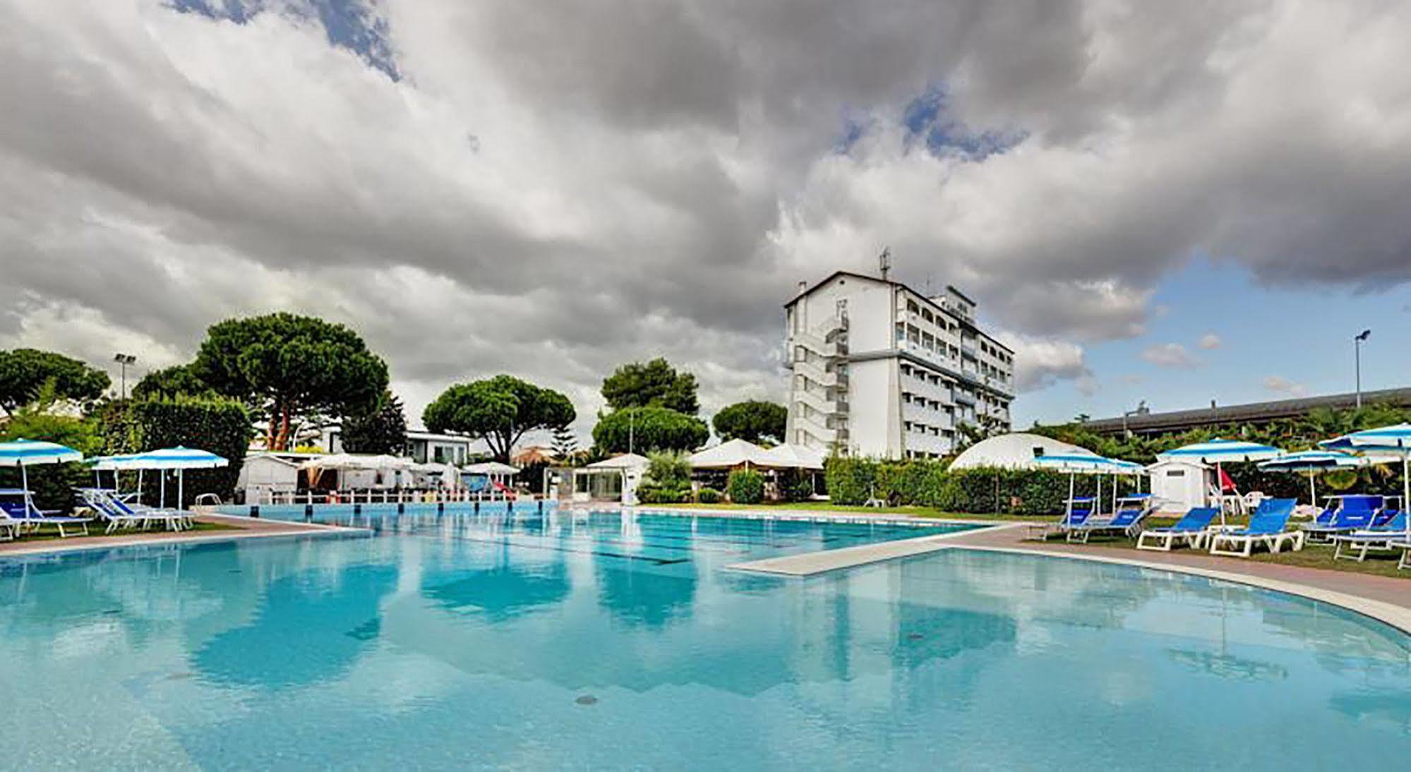 Aris Garden Hotel Casal Palocco Exterior photo