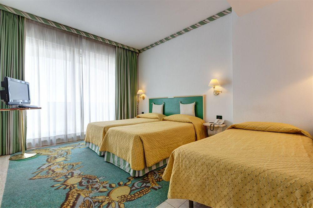Aris Garden Hotel Casal Palocco Exterior photo
