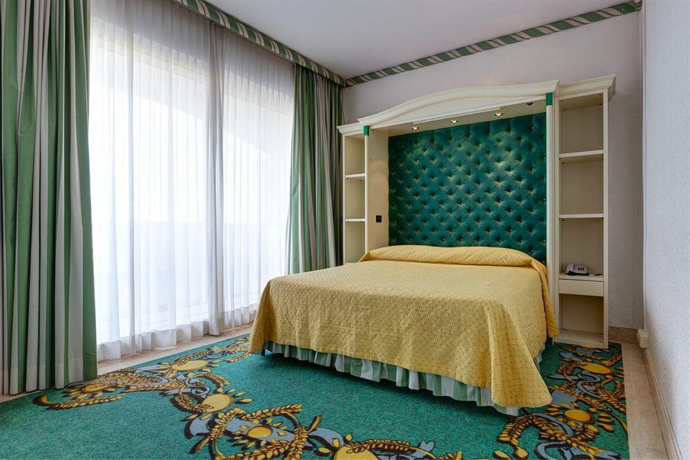 Aris Garden Hotel Casal Palocco Exterior photo